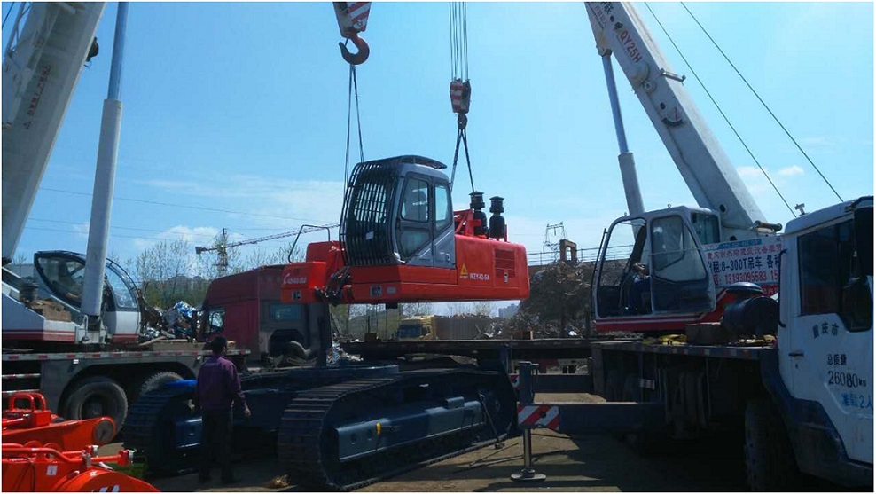 1495585552183143.jpg 抓料機(抓鋼機).jpg