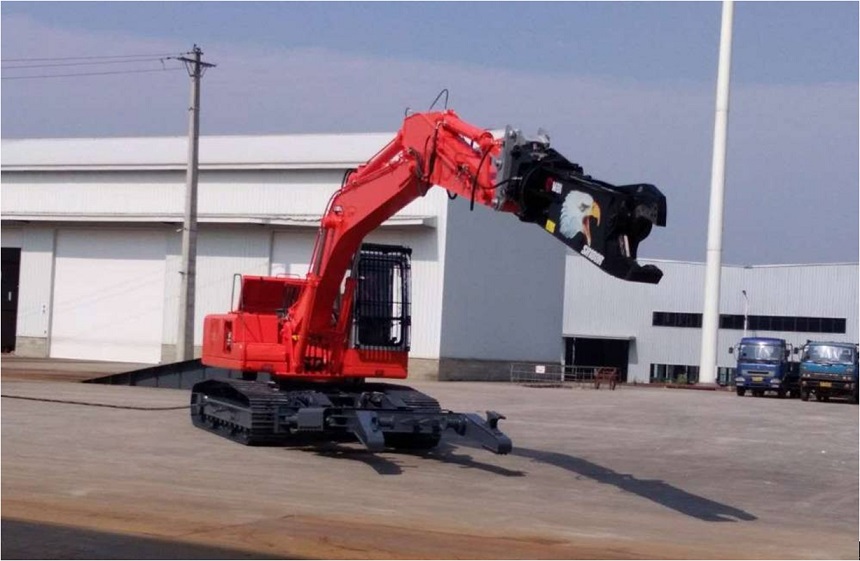 電動(dòng)報(bào)廢汽車拆解機(jī).jpg