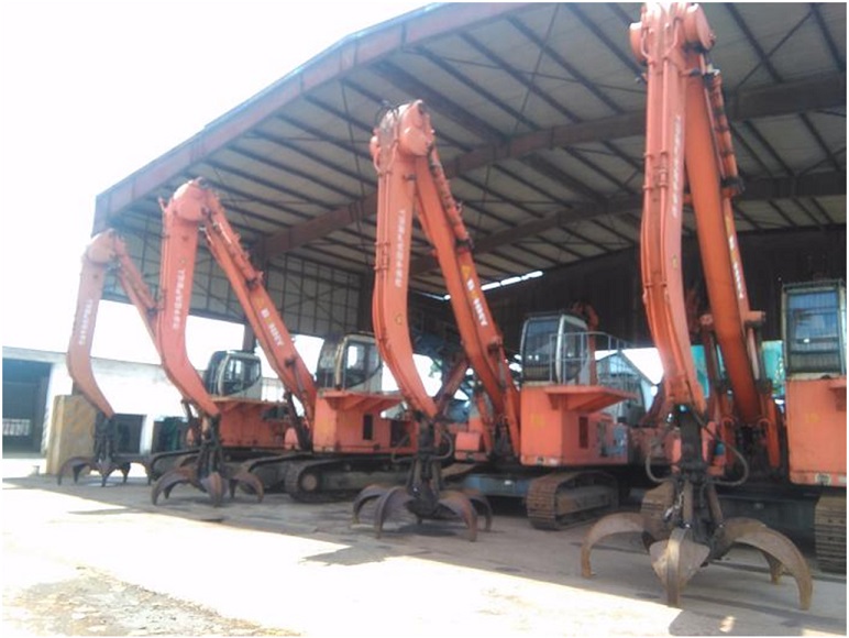 1502069605370675.jpg 抓料機(jī),抓鋼機(jī).jpg