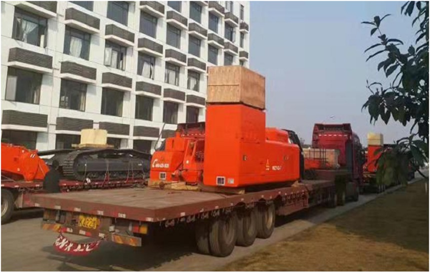 邦立電動挖掘機發(fā)貨.jpg 邦立電動挖掘機發(fā)貨.jpg